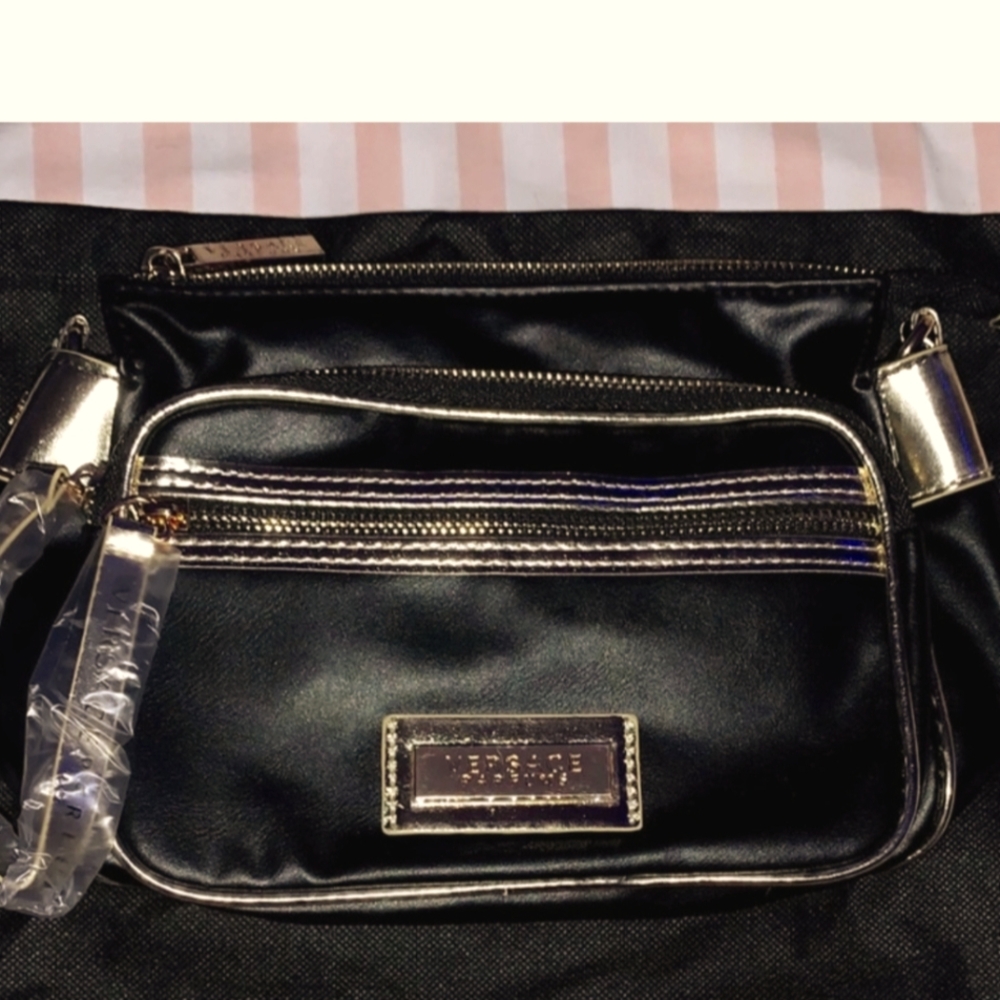 Versace Shoulder Bag / Purse New Black And Gold. Spacious  Opens Wide